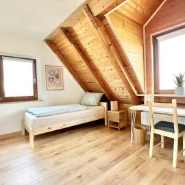 Haus in ruhiger Umgebung mit Garten，拉克維茨的飯店