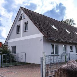 Kajütenhus Komfort-Ferienwohnungen, hotel a Freest