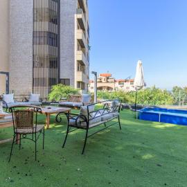 GlassHaus Rooftop 2-BR W Pool & Terrace in Ghazir