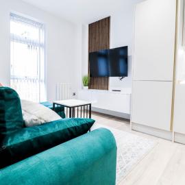 The Desborough Residence - Bright 1BR with Sofa Bed, Modern Lounge & Free Secure Underground Parking
