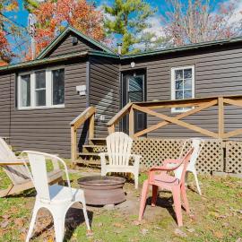 3-Bedroom Cottage #7 - Austrian Pine, hotel u gradu 'Gravenhurst'