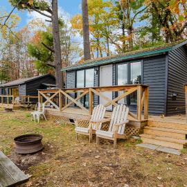 Studio Cottage #9 - Virginia Pine, hotel u gradu 'Gravenhurst'