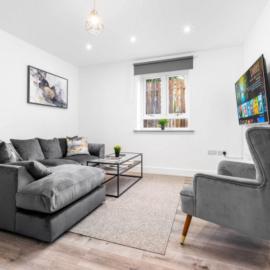Modern Two Bedroom Apartment - Netflix - Balcony - Secure Parking 2MC