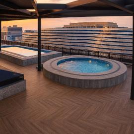 Zeta Mall Luxury Apartments by Wall Street Rooftop Pool Access, hotell sihtkohas Islamabad