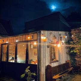 Tiny House The Bird House, hotel in Brugge