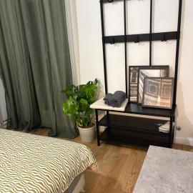 Chambre privée dans un appartement partagé, hotel a Colombes