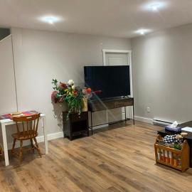 A Cozy 2 beds Suite in Whistle Bend, hotel Whitehorse-ban