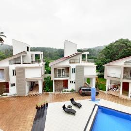 Assagao Valley View 1BHK Retreat with Pool, Free Wi-Fi & Parking