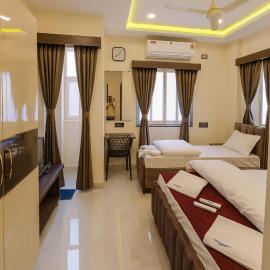 Hotel Legacy Grand - Rooms & Suites - Near AIG Hospital, hotel in Hyderabad