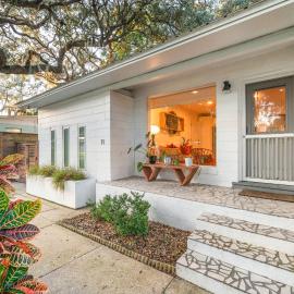 Midcentury Bungalow on Anastasia