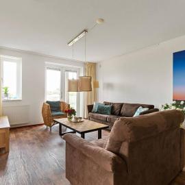 602S 4-pers apartment with unique beach view