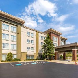 La Quinta by Wyndham Chattanooga - Lookout Mtn, hotel di Chattanooga