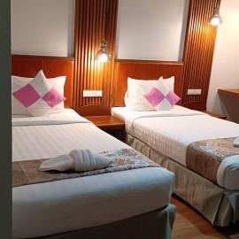 CleanWave Resort Chumphon คลีนเวฟ รีสอร์ท, hotel i Thung Wua Laen Beach