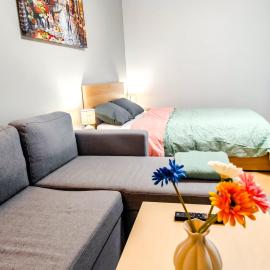 반타에 위치한 호텔 Spacious and Comfy Apartment, 15 Mins from Airport, 17 Minutes to City Center