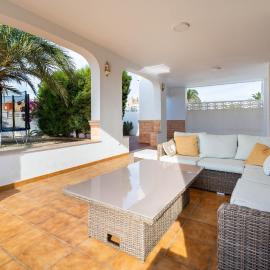 Casa en Cabo de Gata con barbacoa y Jardín, cerca de la playa, hotel in El Cabo de Gata
