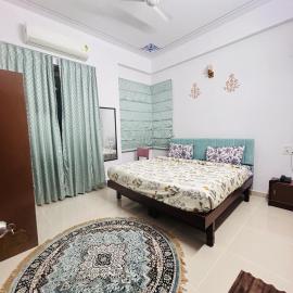 Hotel Lake Vista Stays، فندق في أودايبور