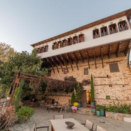 Αρχοντικό 1716, hotel in Agios Lavrentios