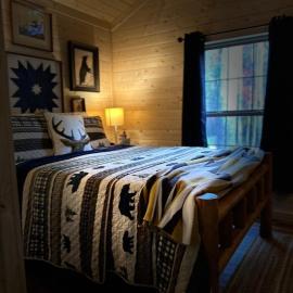The Drake Cabin in The Forest, ξενοδοχείο σε Cosby
