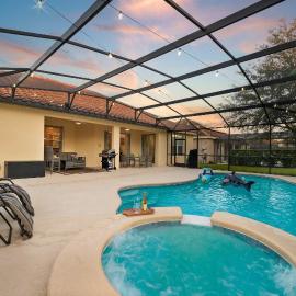 Heated Pool Lazy River Game Room 12 MI to Disney