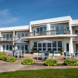 Viesnīca Surf & Sand Beach Motel pilsētā Sautjarmuta