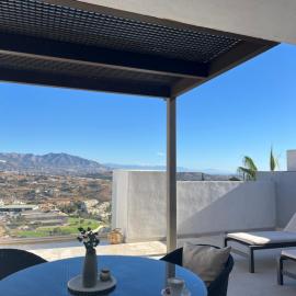 Enjoy 3 in 1 - Sea, Golf and Mountains, hotel in La Cala de Mijas