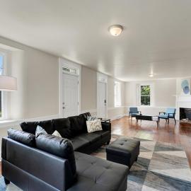 Spacious 5-Bed Retreat in Charming Kennett Square, hotel in Kennett Square