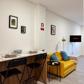 Color Avenida T0, hotel in Águeda