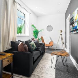 Modern Apartment - Netflix&Parking 49B, Hotel in Sleightholme