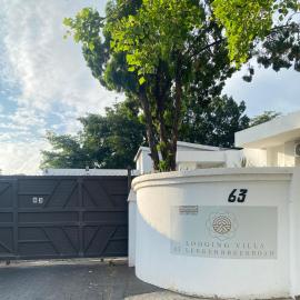 63 Lodging Villa, hotel u gradu Rustenburg