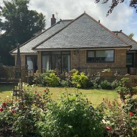 Remarkable 2-Bed Cottage in tranquil setting