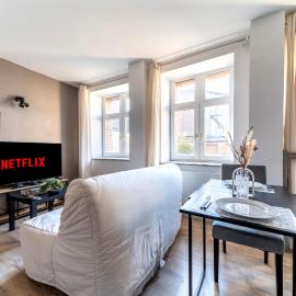 Le Refuge - Parking privée - Wifi - Netflix, hotell i Douai