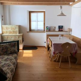 Ca' Stella, hotel in Castello di Fiemme