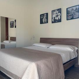 Amy Dreams, hotel i Ottaviano