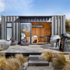 Luxury Container and Cabin with Outdoor Bath, hotel sa Wanaka