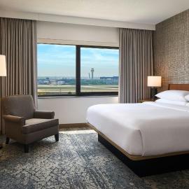 Sheraton Suites Chicago O'Hare, khách sạn ở Rosemont