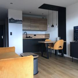 Studio vue sur la mer โรงแรมในนูฟ์ชาเทล-อาร์เดอโลต์