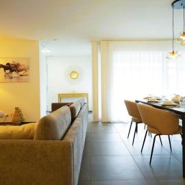 Apartment Niesen in See- und Bergnähe, modern, Erdgeschoss, ohne Treppen, 4 Gäste, ξενοδοχείο σε Spiez