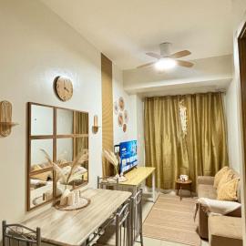 Vine Boho Retreat- 2 bedroom at Vine Residences, hotel in Manila
