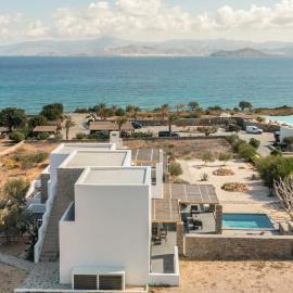 Vastblue of Paros, hotelli kohteessa Ampelas