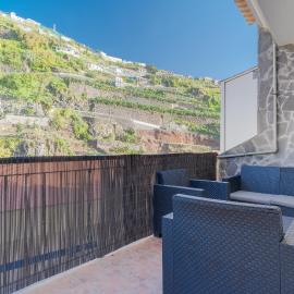 Villa Holiday Sun by Holiday Rental Madeira, hotel en Ponta do Sol