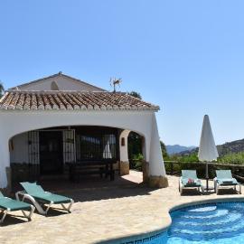 Finca Algarabia with private Pool, Hotel in Cómpeta