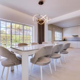 Casa Nuria com 4 quartos, piscina e churrasco em Vale do Lobo, hotel a Almancil