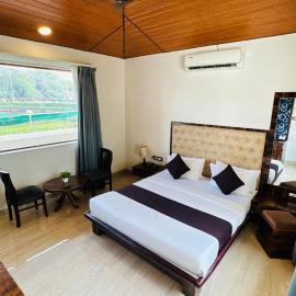 Thane में, होटल The Luxury Maharaja The Royal Resort