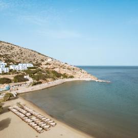 Dolphin Bay Seaside Resort & Suites, hotel v mestu Galissas
