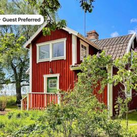 4 person holiday home in Örsundsbro, Hotel in Vik