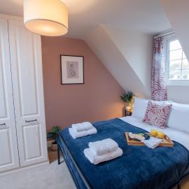 Hazel House - Cosy 2 bedroom house with parking near to Oxford