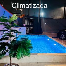 Casa com piscina climatizada em Itanhaém!