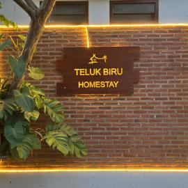 Teluk Biru Homestay, hotel v destinaci Banyuwangi
