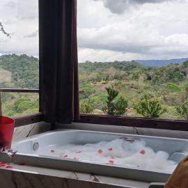 Chale Da Terra Brasil, Piscina, Hidro dupla, cozinha, lareira, vista espetacular