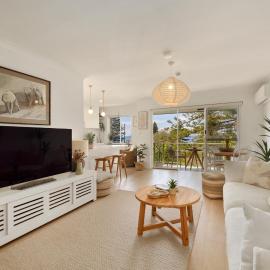 Sunrise Cove 2-Bed Apartment at Newport Beach